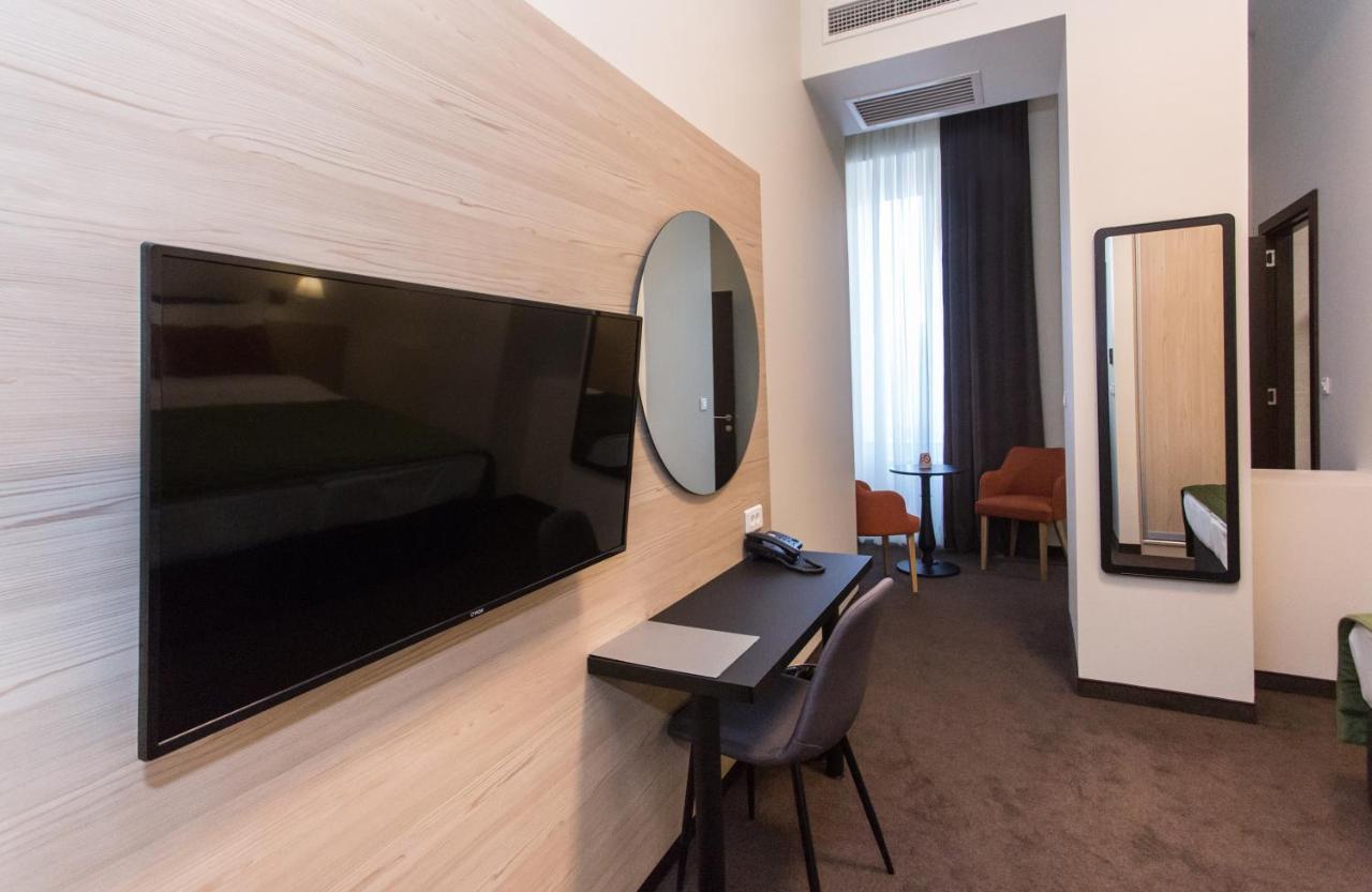 Hotel Grand Hedonist Pančevo Eksteriør bilde