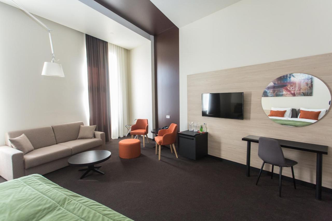 Hotel Grand Hedonist Pančevo Eksteriør bilde
