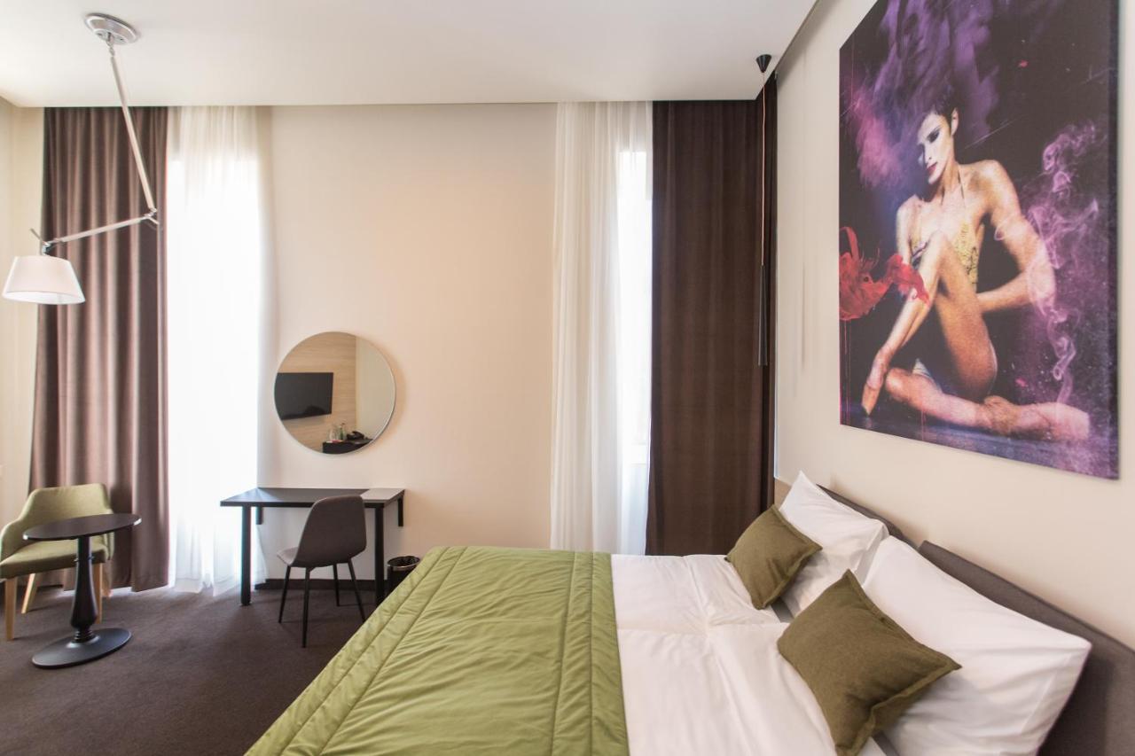 Hotel Grand Hedonist Pančevo Eksteriør bilde