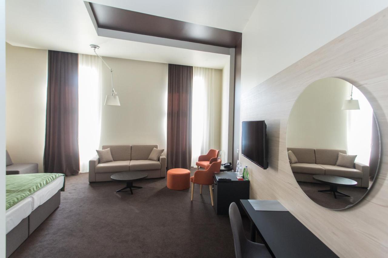 Hotel Grand Hedonist Pančevo Eksteriør bilde